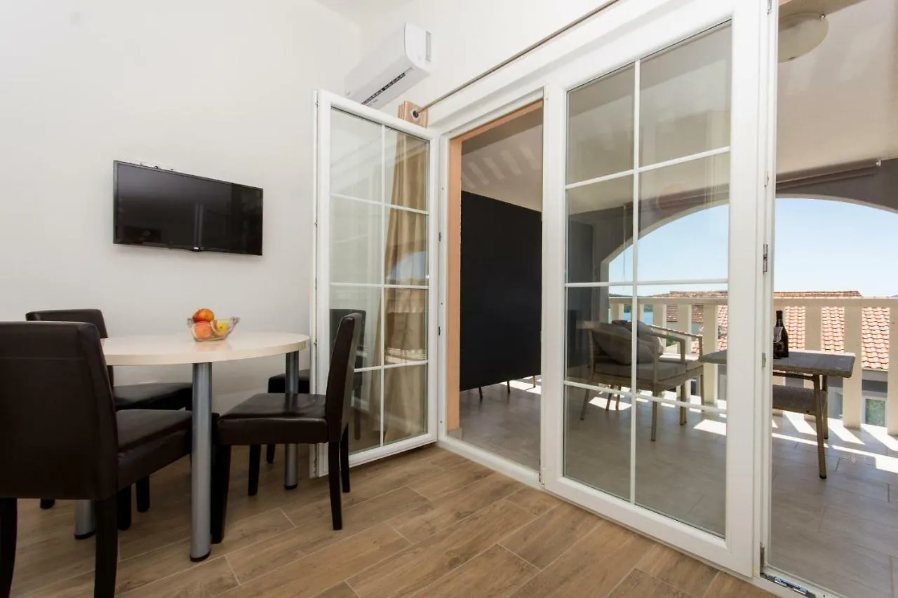Apartamento Villa Bozana Trogir Croácia