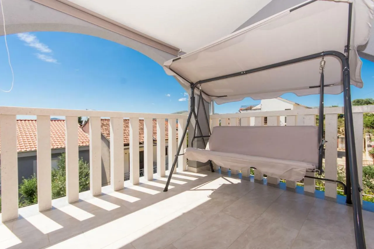 Villa Bozana Trogir Apartman
